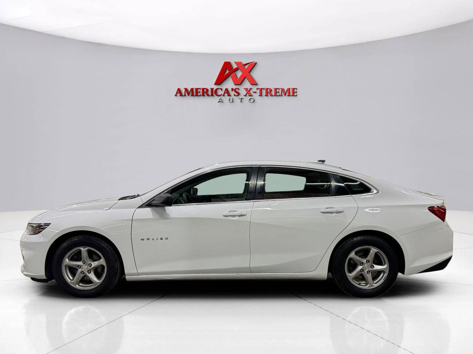Used 2017 Chevrolet Malibu LS FWD image 5