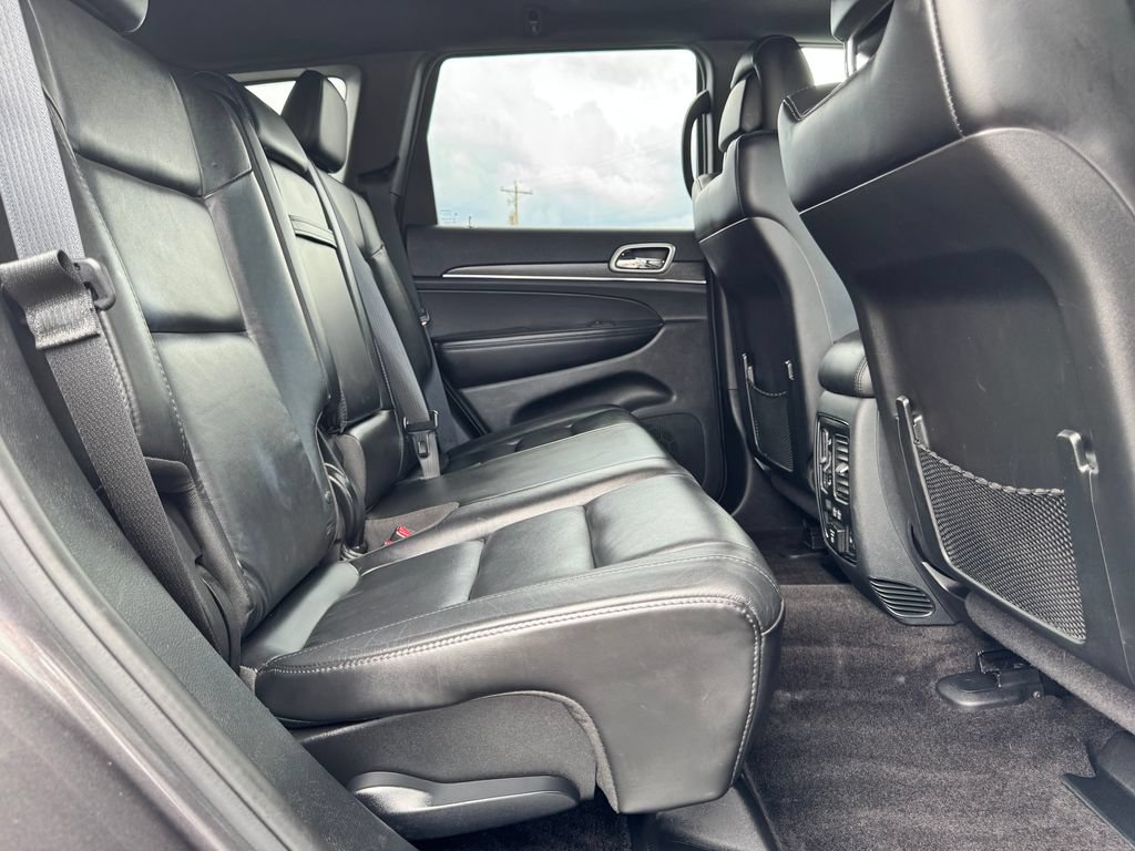 Used 2018 Jeep Grand Cherokee Limited AWD/4WD image 14