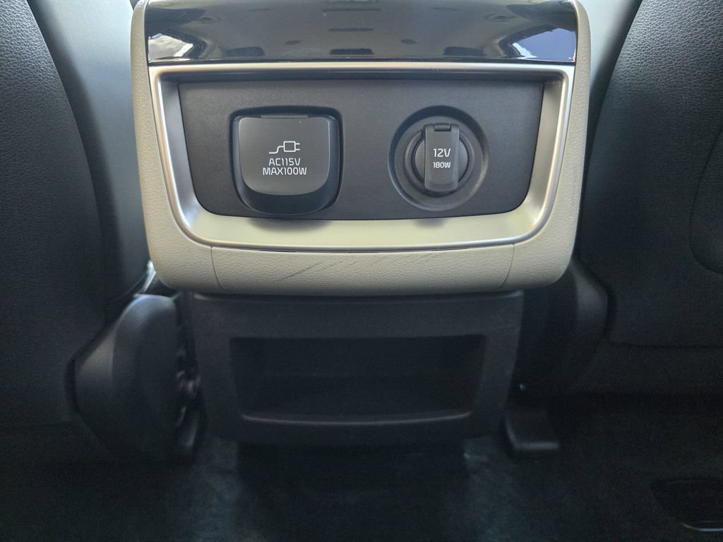Certified 2024 Kia Carnival SX FWD image 19