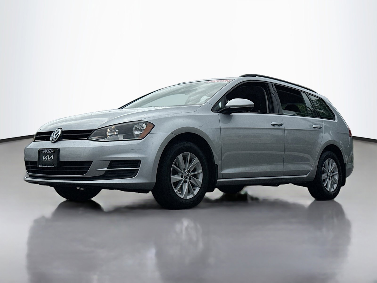 Used 2016 Volkswagen Golf S FWD image 10