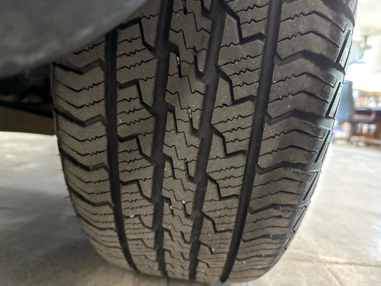 Used 2005 Jeep Grand Cherokee Limited AWD/4WD image 70