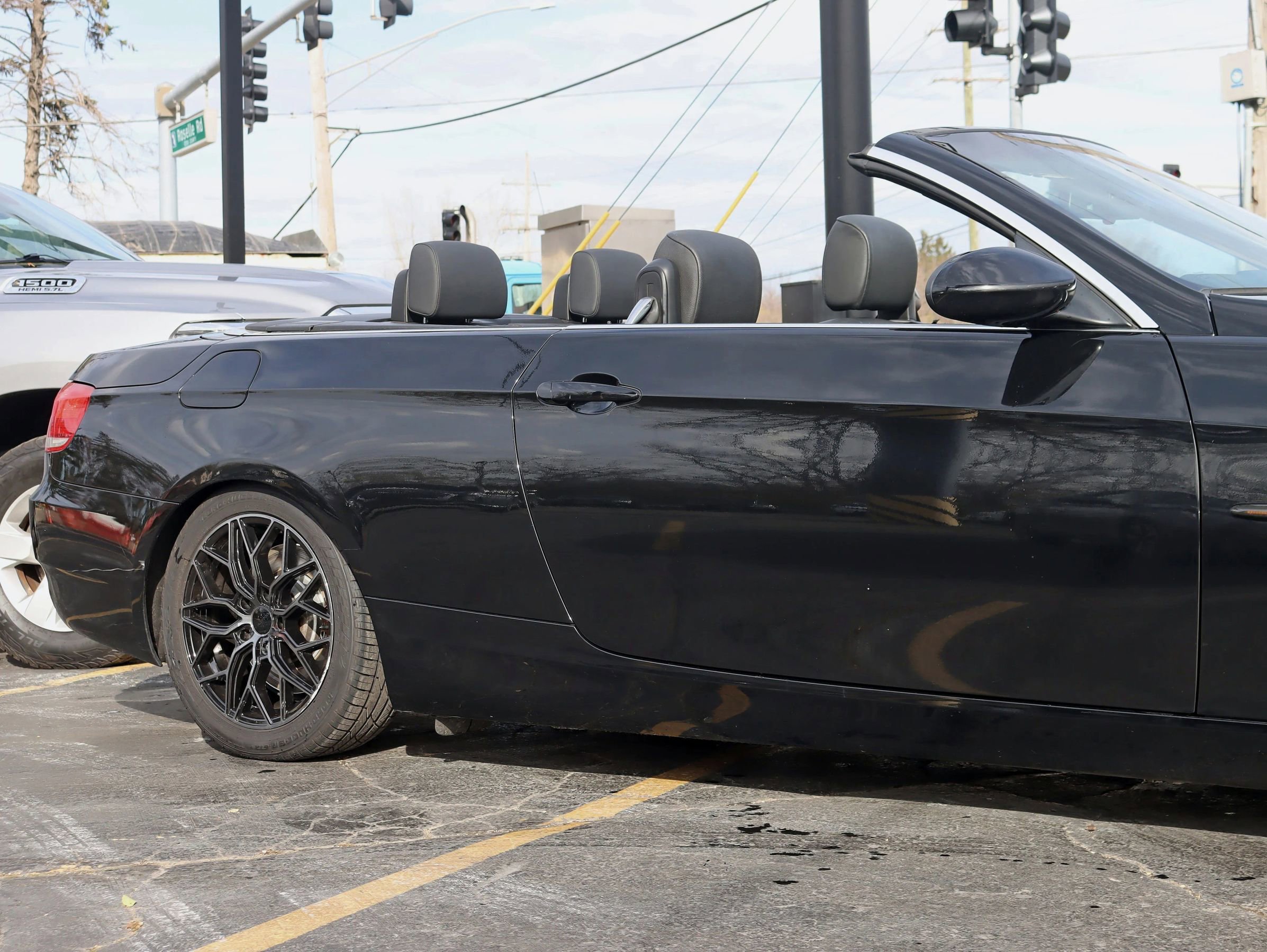 Used 2008 BMW 335i Convertible image 4