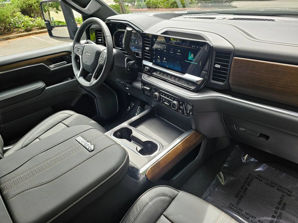 New 2026 Chevrolet Silverado 2500 High Country w/ Midnight Edition AWD/4WD image 10