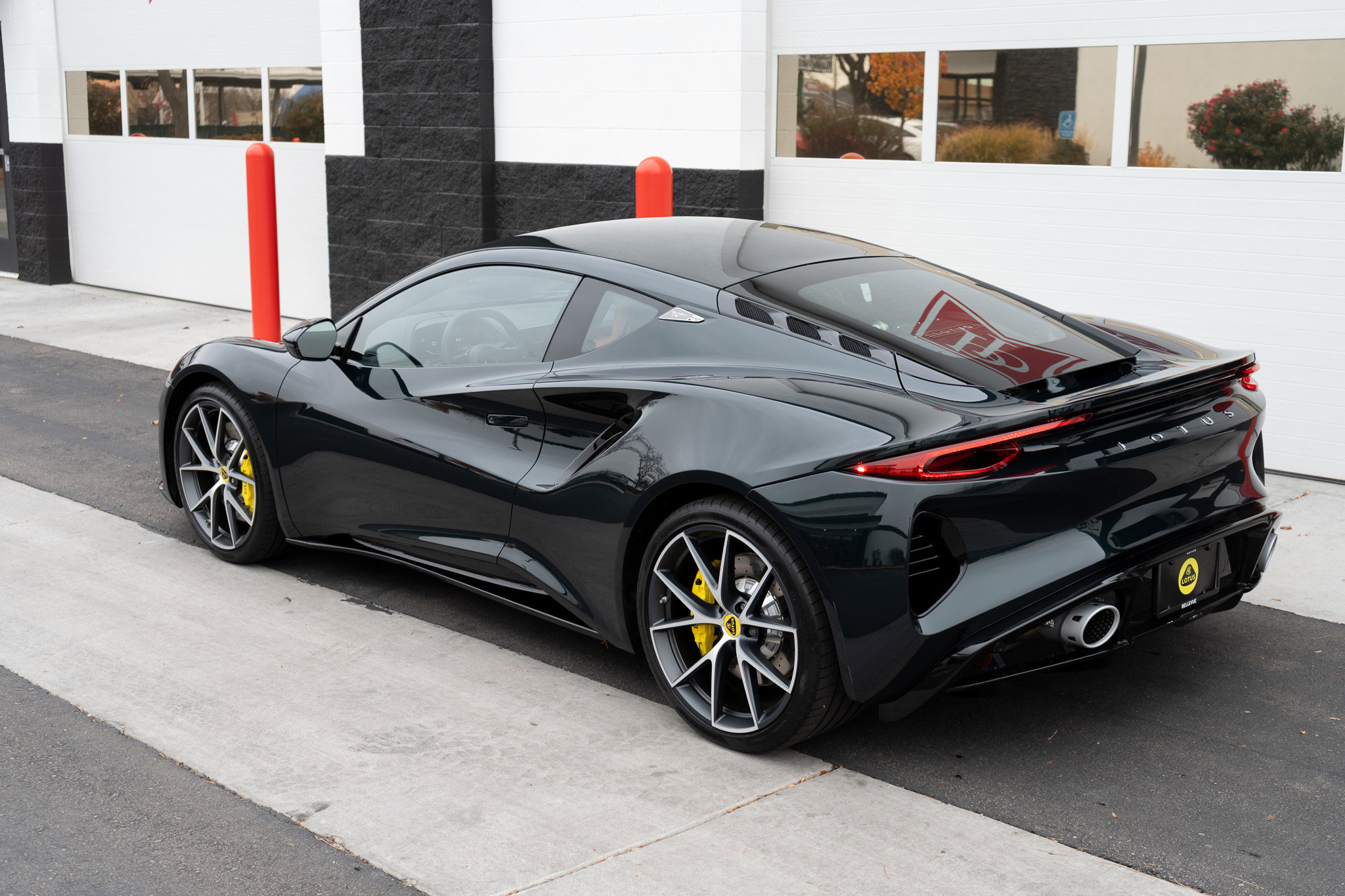 Used 2025 Lotus Emira image 46