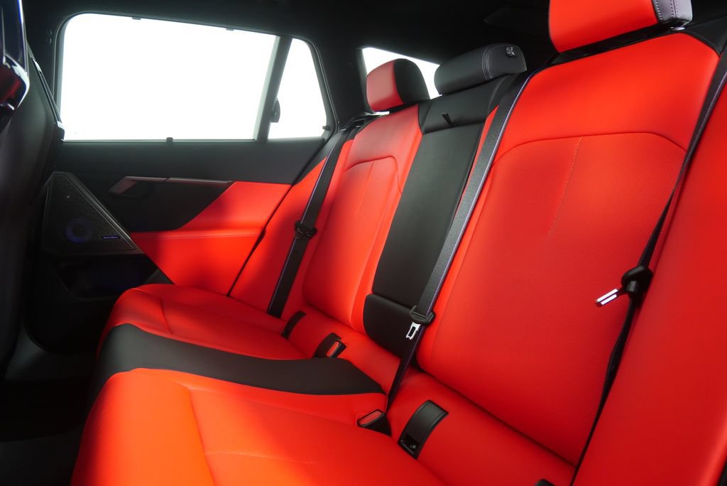 New 2027 BMW M5 Touring AWD/4WD image 15