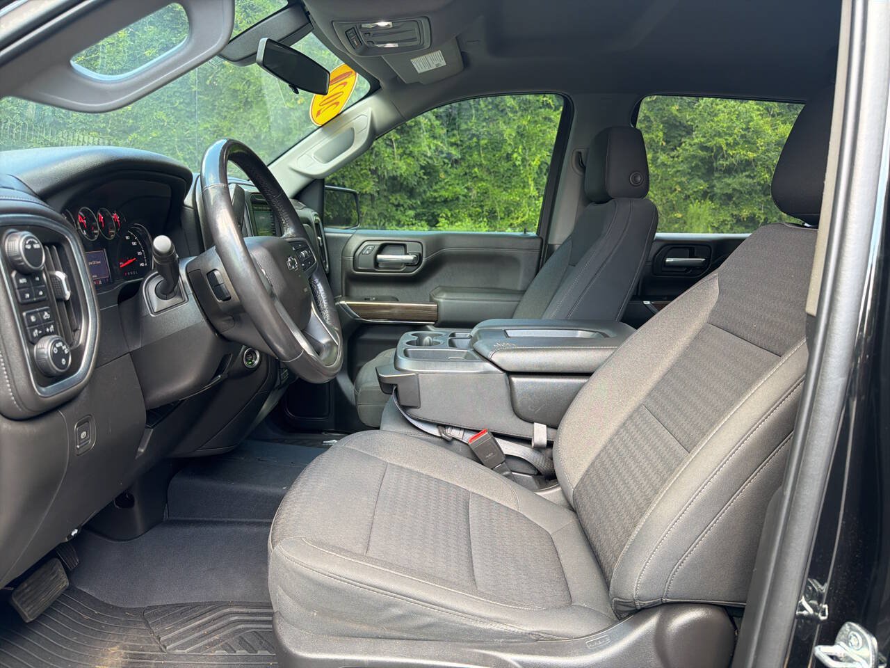 Used 2021 Chevrolet Silverado 1500 RST AWD/4WD image 17