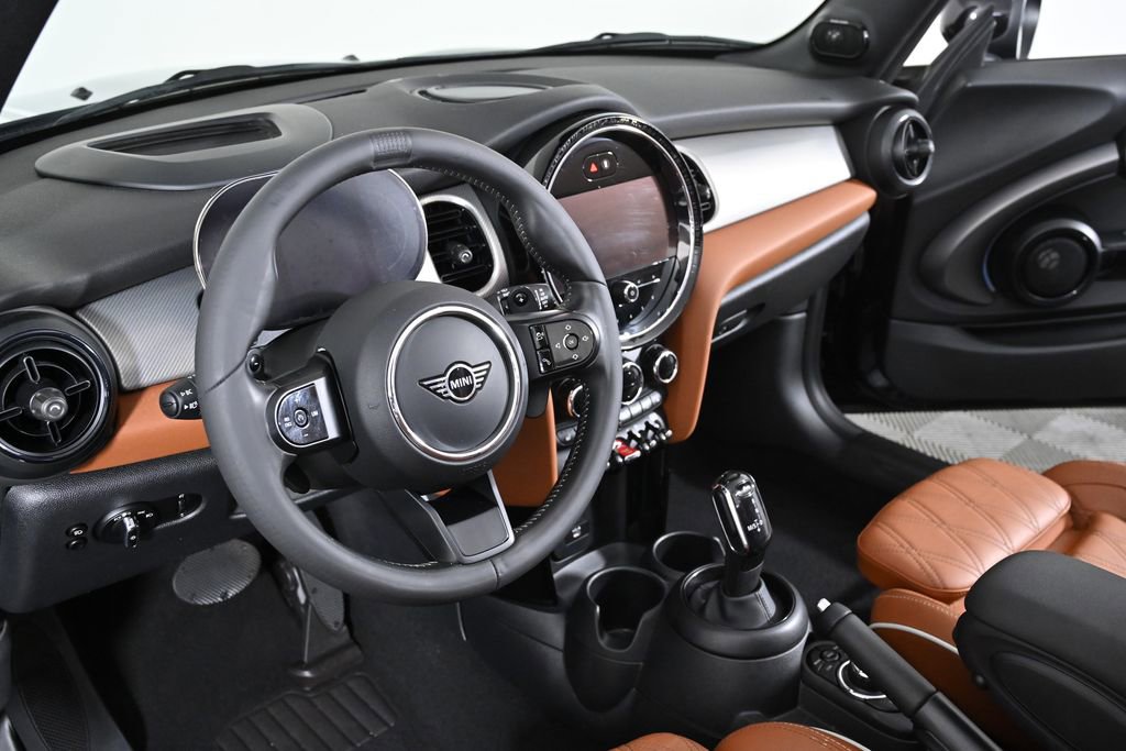 Used 2022 MINI Cooper S image 11