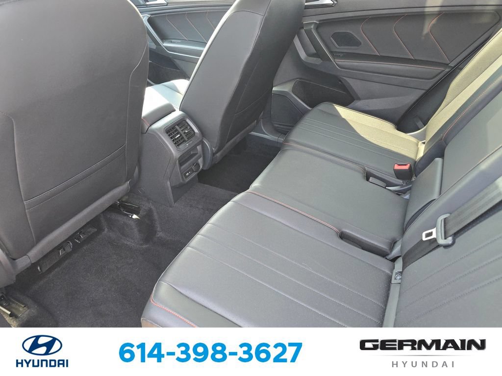 Used 2024 Volkswagen Tiguan Wolfsburg Edition AWD/4WD image 19