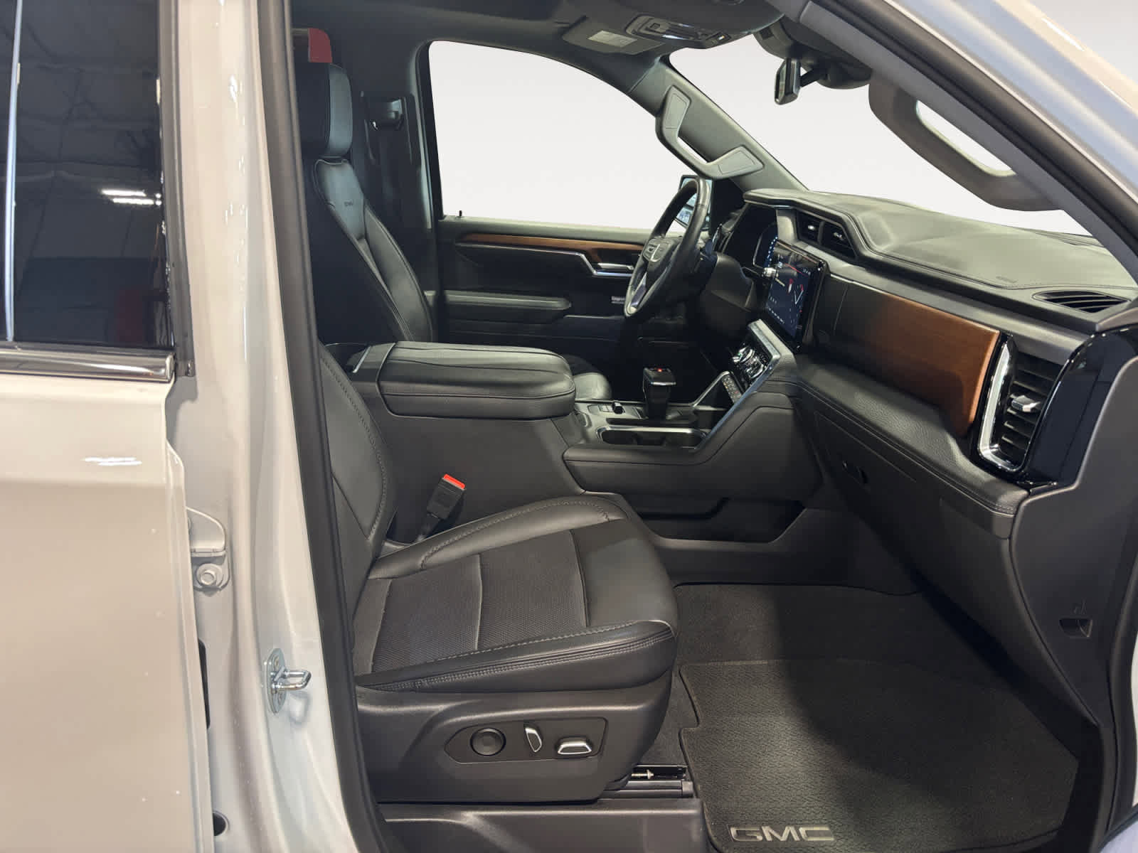 Used 2023 GMC Sierra 1500 Denali image 16