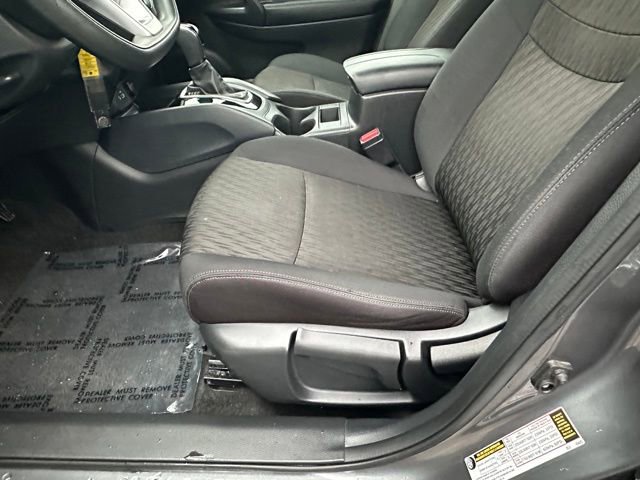 Used 2018 Nissan Rogue S image 26