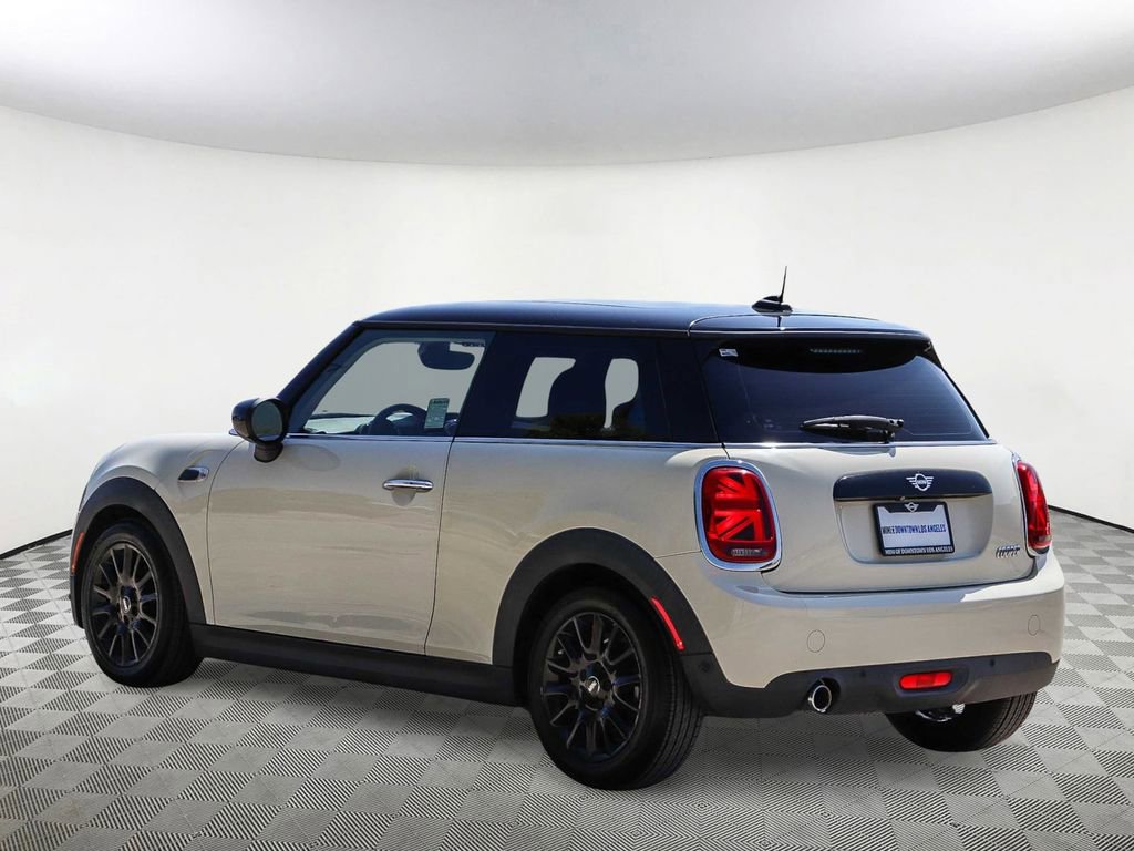 Used 2020 MINI Cooper 2-Door Hardtop FWD image 8