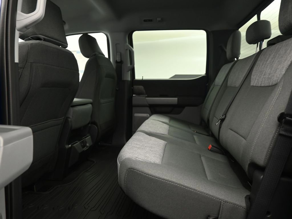 New 2026 Ford F250 XLT w/ XLT Premium Package image 17