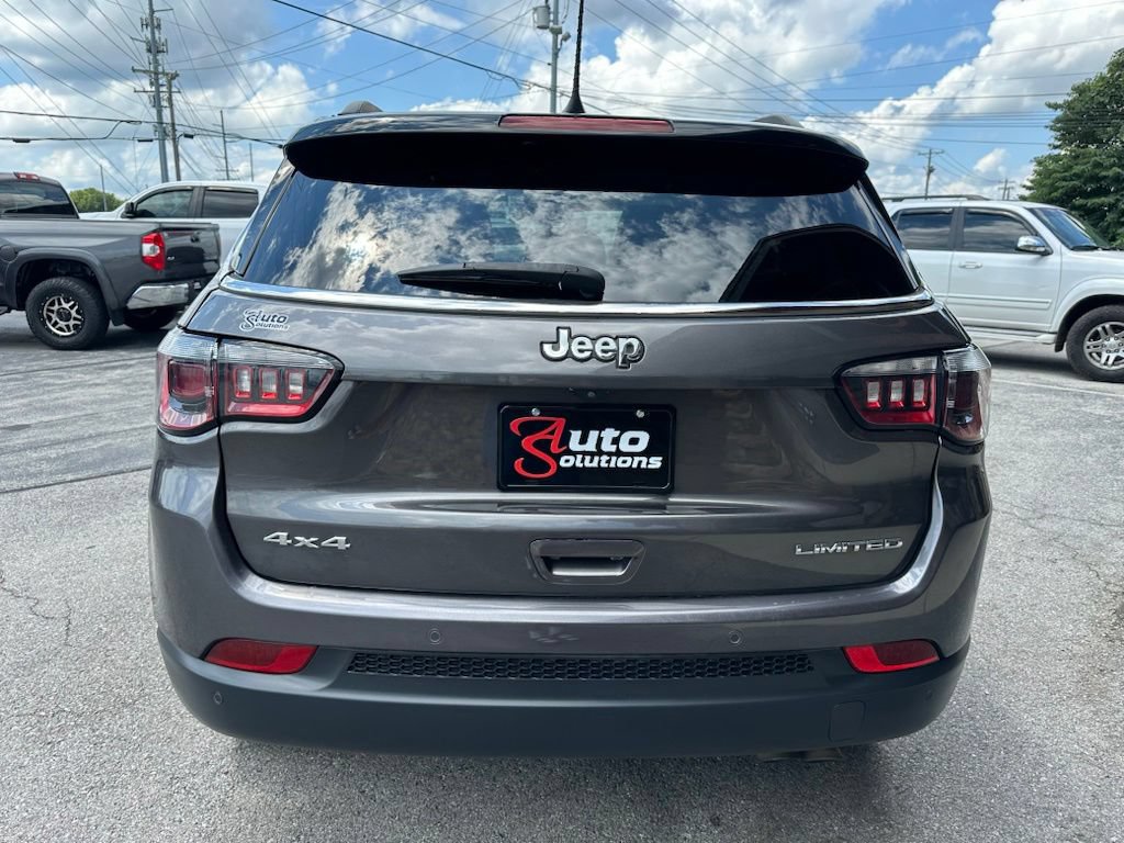 Used 2022 Jeep Compass Limited AWD/4WD image 5