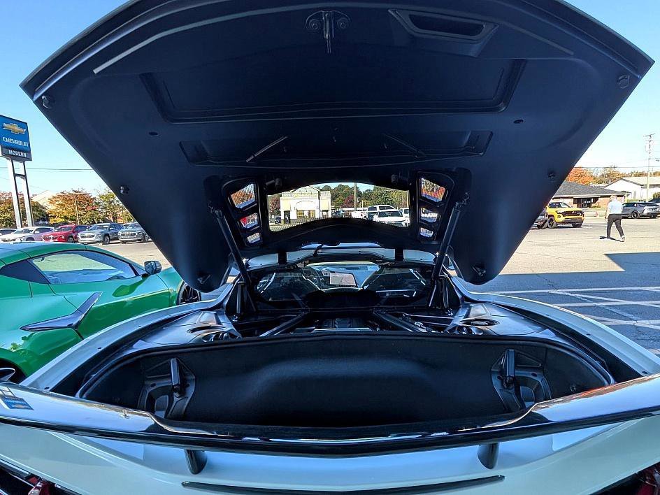 New 2026 Chevrolet Corvette Stingray Preferred Cpe w/ Z51 Performance Package RWD image 27