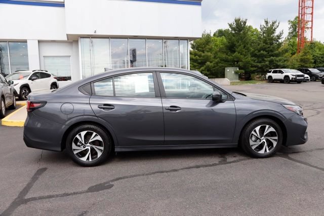 Used 2025 Subaru Legacy Premium AWD/4WD image 2
