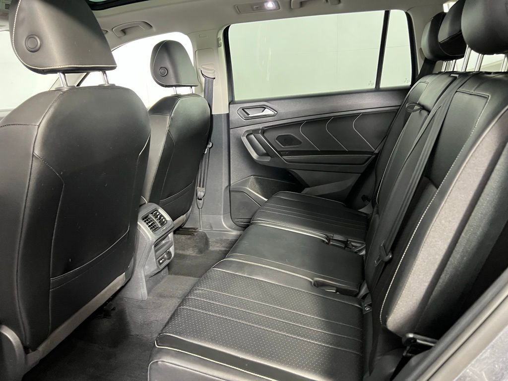Used 2022 Volkswagen Tiguan SE image 25