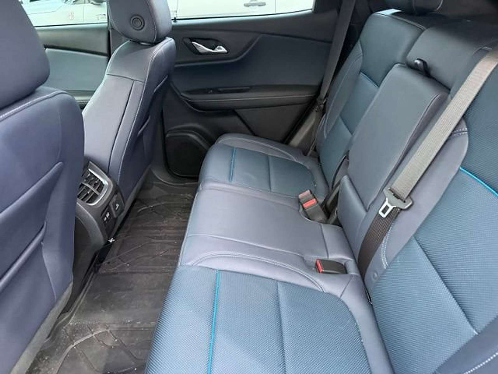 Used 2025 Chevrolet Blazer RS w/ LPO, Floor Liner Package AWD/4WD image 16
