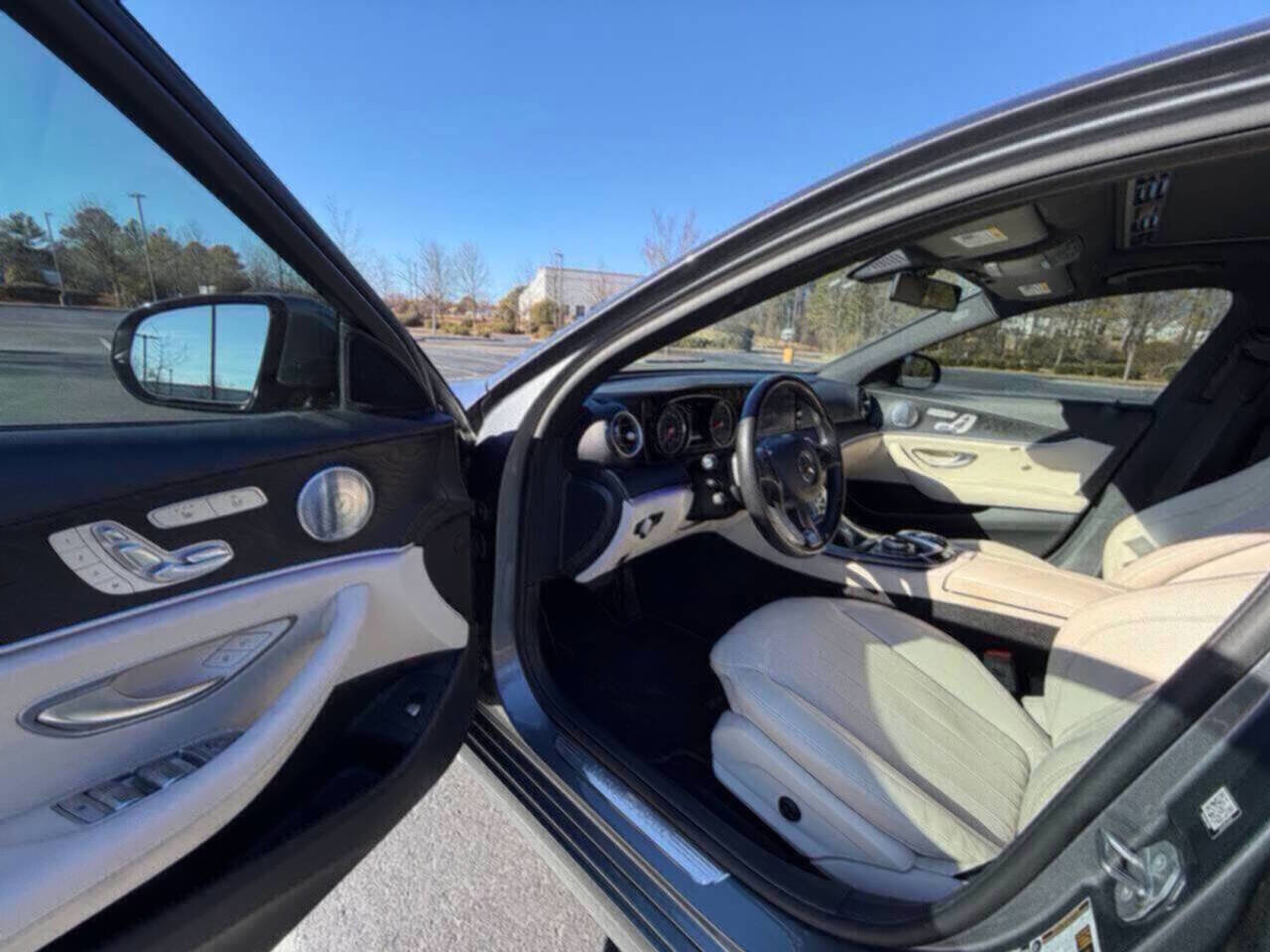 Used 2017 Mercedes-Benz E 300 4MATIC image 12