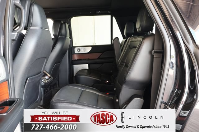 Certified 2020 Lincoln Navigator L Reserve w/ Equipment Group 208A Reserve AWD/4WD image 17
