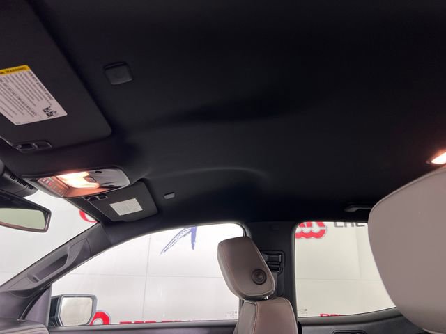 Used 2024 Chevrolet Colorado ZR2 w/ Safety Package image 21