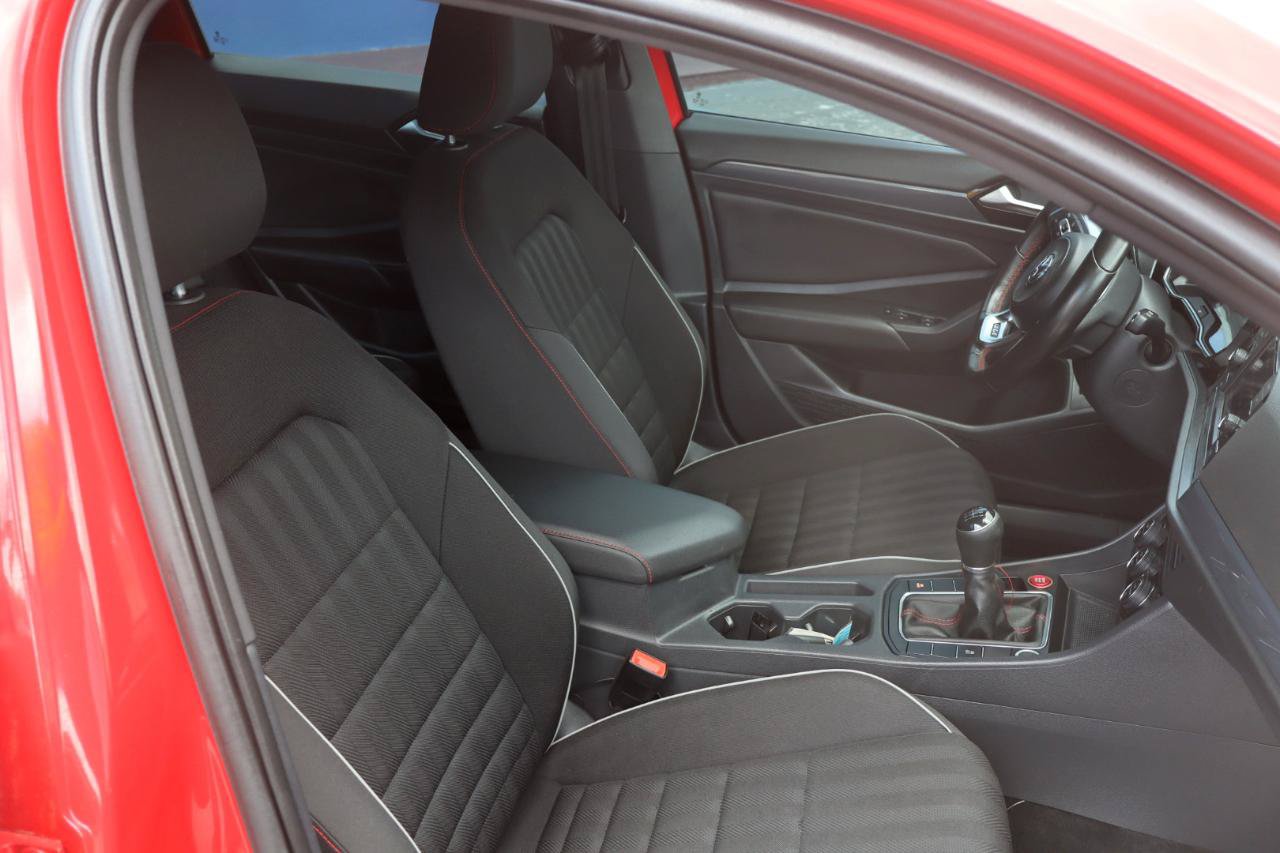 Used 2020 Volkswagen Jetta GLI FWD image 10