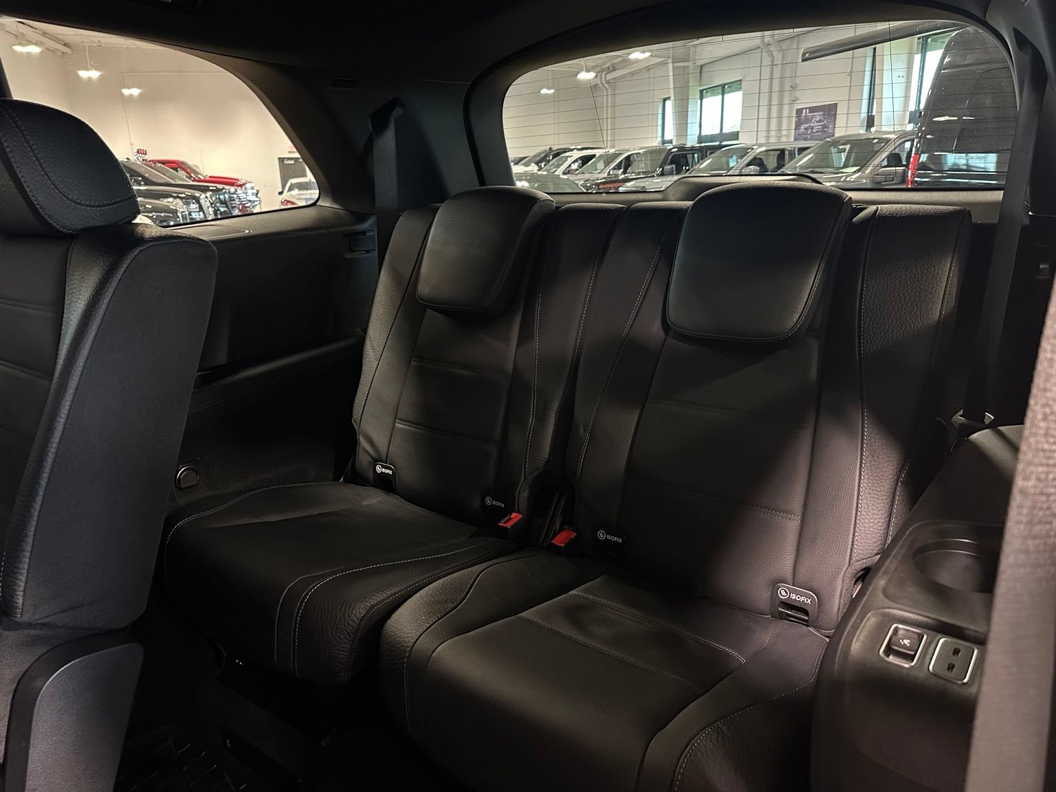 Used 2022 Mercedes-Benz GLS 450 4MATIC image 42