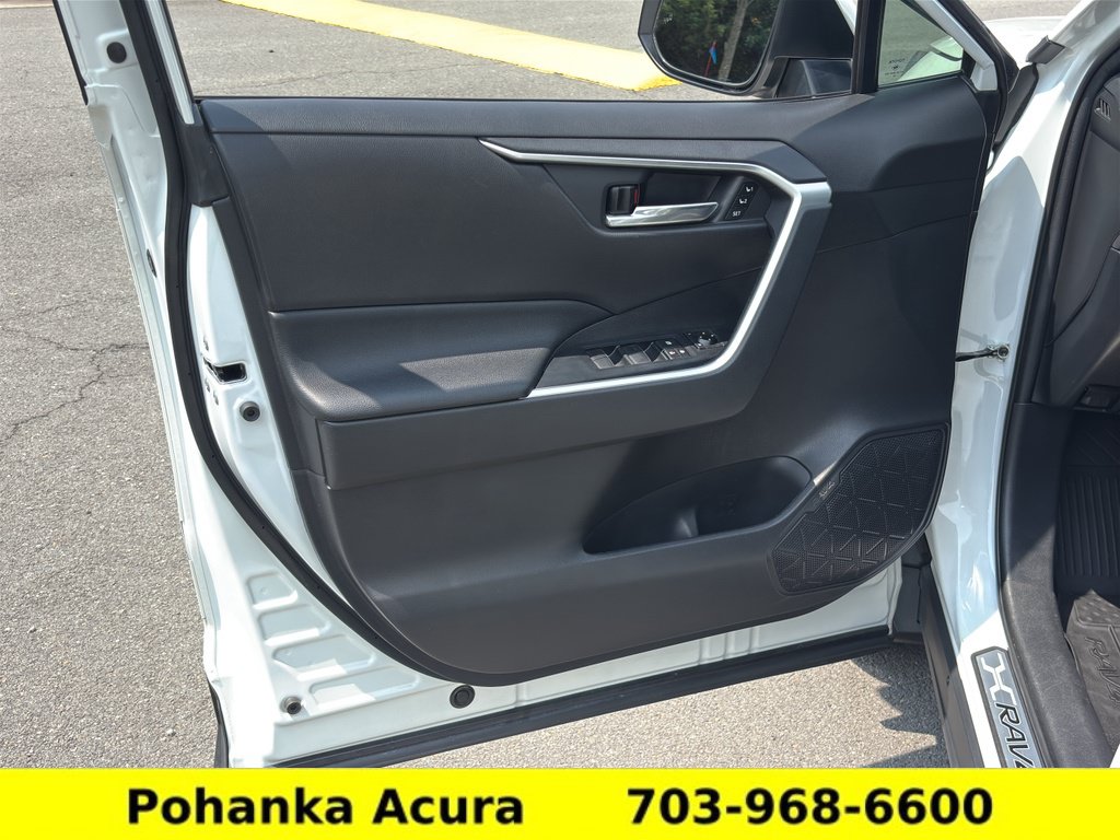 Used 2021 Toyota RAV4 XLE Premium AWD/4WD image 24