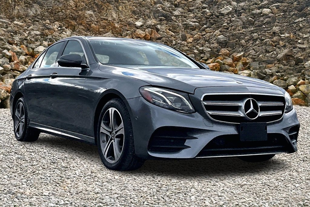 Used 2020 Mercedes-Benz E 350 4MATIC Sedan image 10