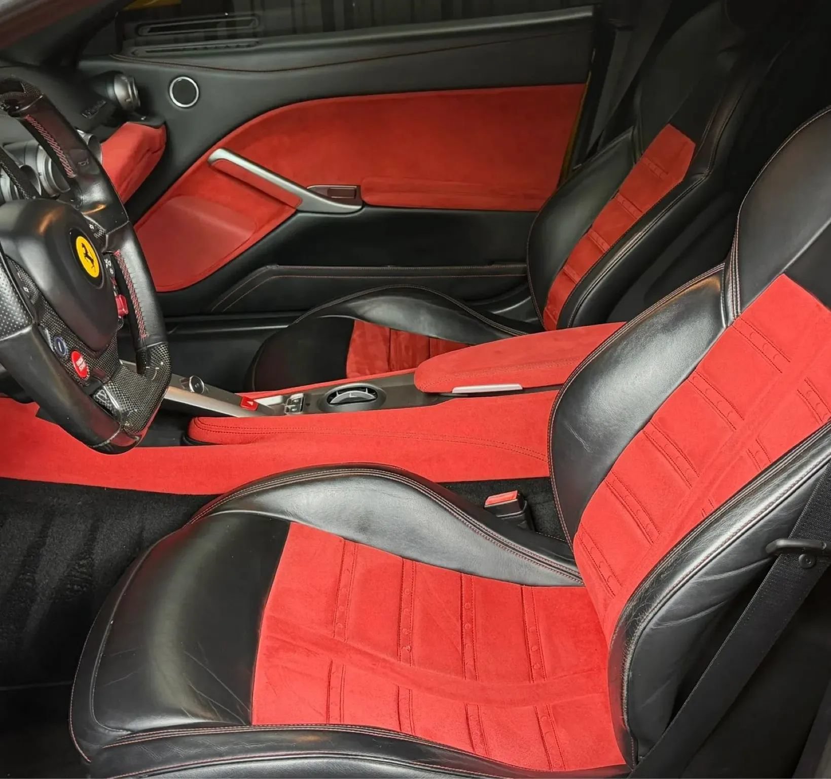 Used 2015 Ferrari F12 Berlinetta RWD image 25