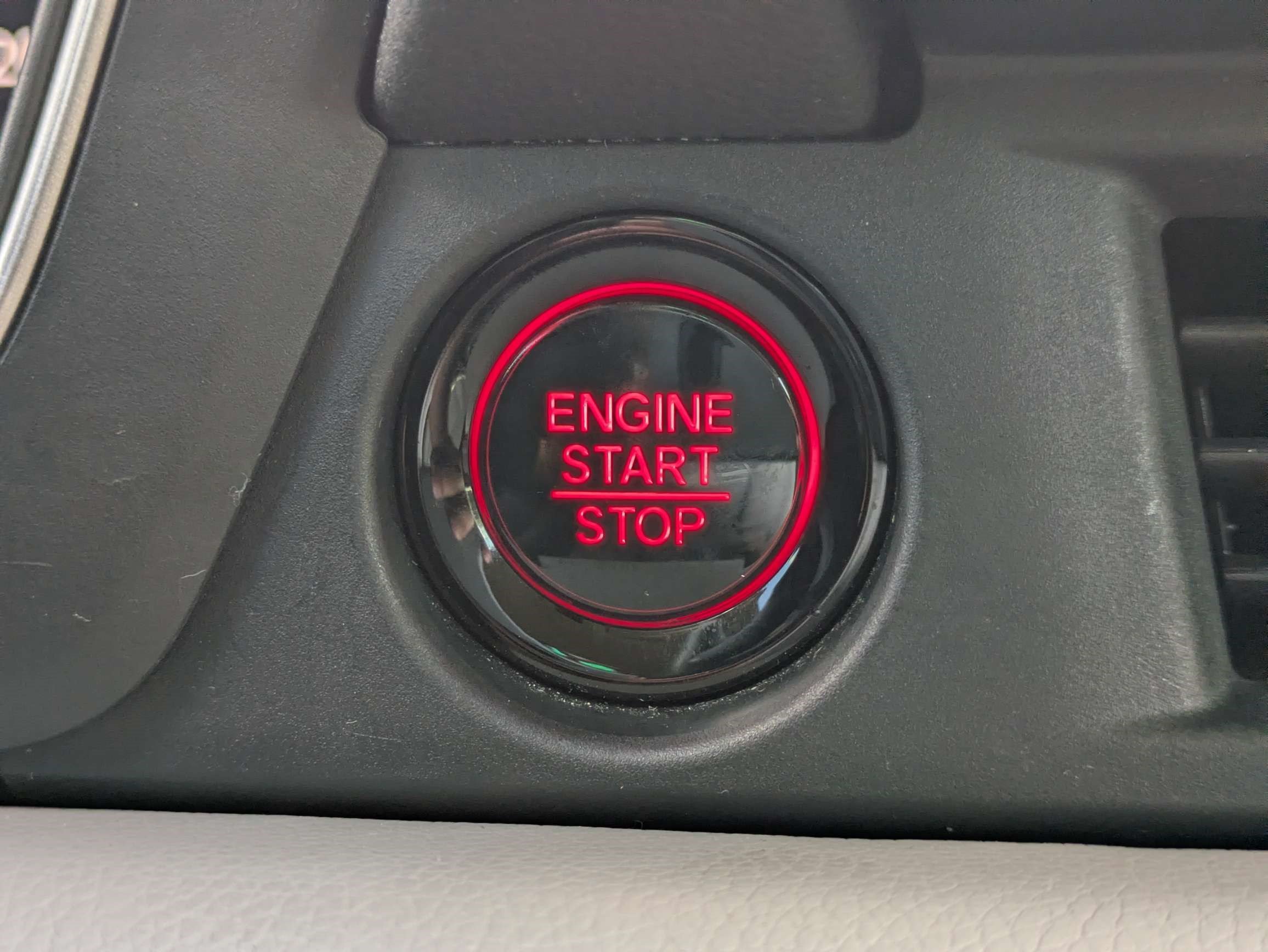 Used 2023 Honda Pilot LX image 26