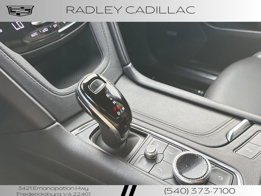 Used 2020 Cadillac XT5 Premium Luxury w/ LPO, Floor Liner Package AWD/4WD image 10