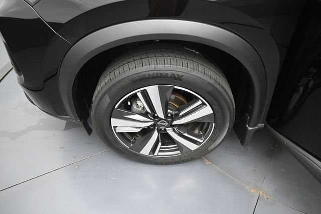 Used 2025 Nissan Rogue SL AWD/4WD image 38