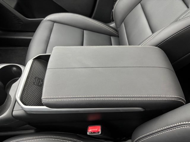 New 2026 GMC Terrain Elevation w/ Elevation Premium Package FWD image 31