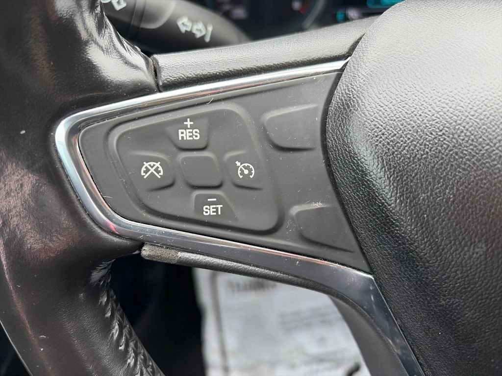 Used 2018 Chevrolet Malibu LT FWD image 13