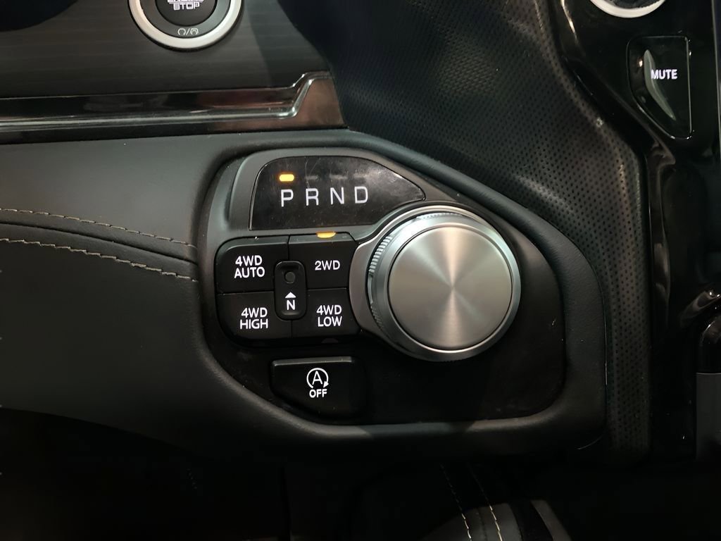 Used 2024 RAM 1500 Limited image 25