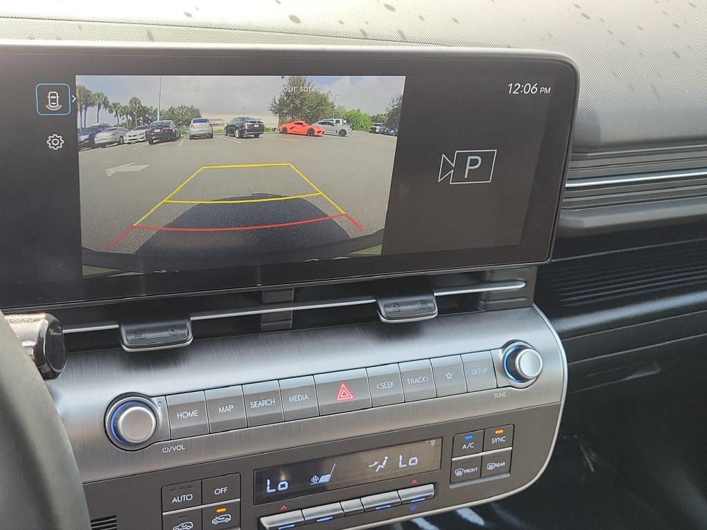 Used 2024 Hyundai Kona SEL FWD image 15