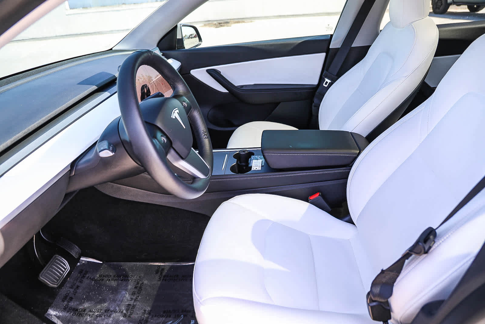 Used 2021 Tesla Model Y Long Range image 17