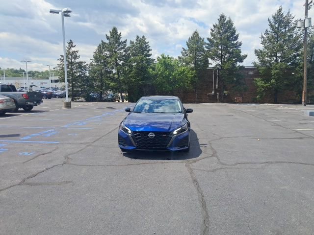 Certified 2023 Nissan Altima 2.5 SR FWD image 14