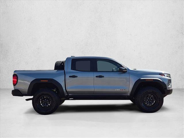 Used 2025 GMC Canyon AT4 w/ AT4X AEV Edition AWD/4WD video 4