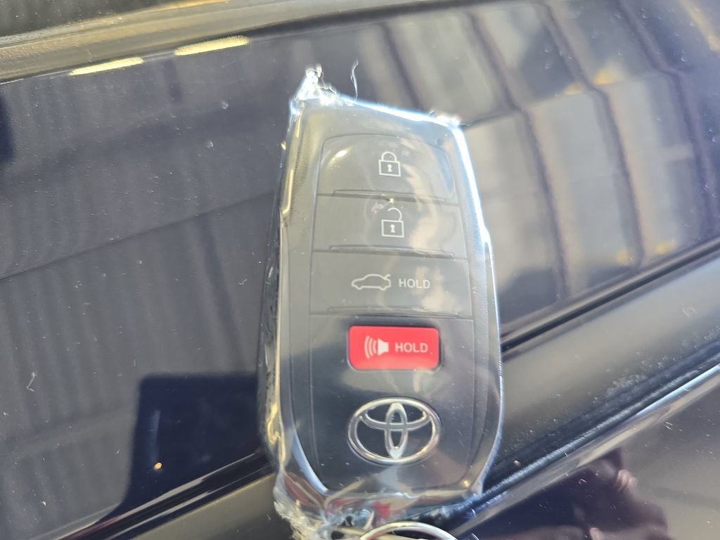 Used 2024 Toyota Corolla SE w/ SE Premium Package FWD image 36