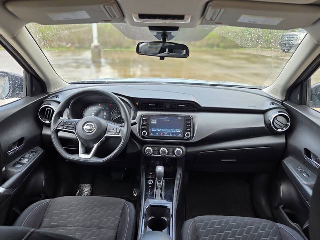 Used 2023 Nissan Kicks SV image 19