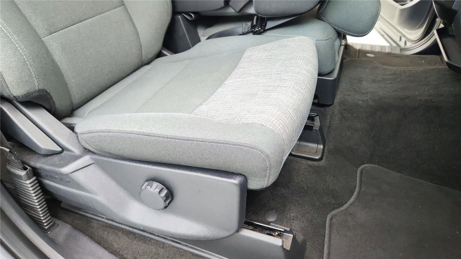 Used 2023 Ford F150 XLT image 39