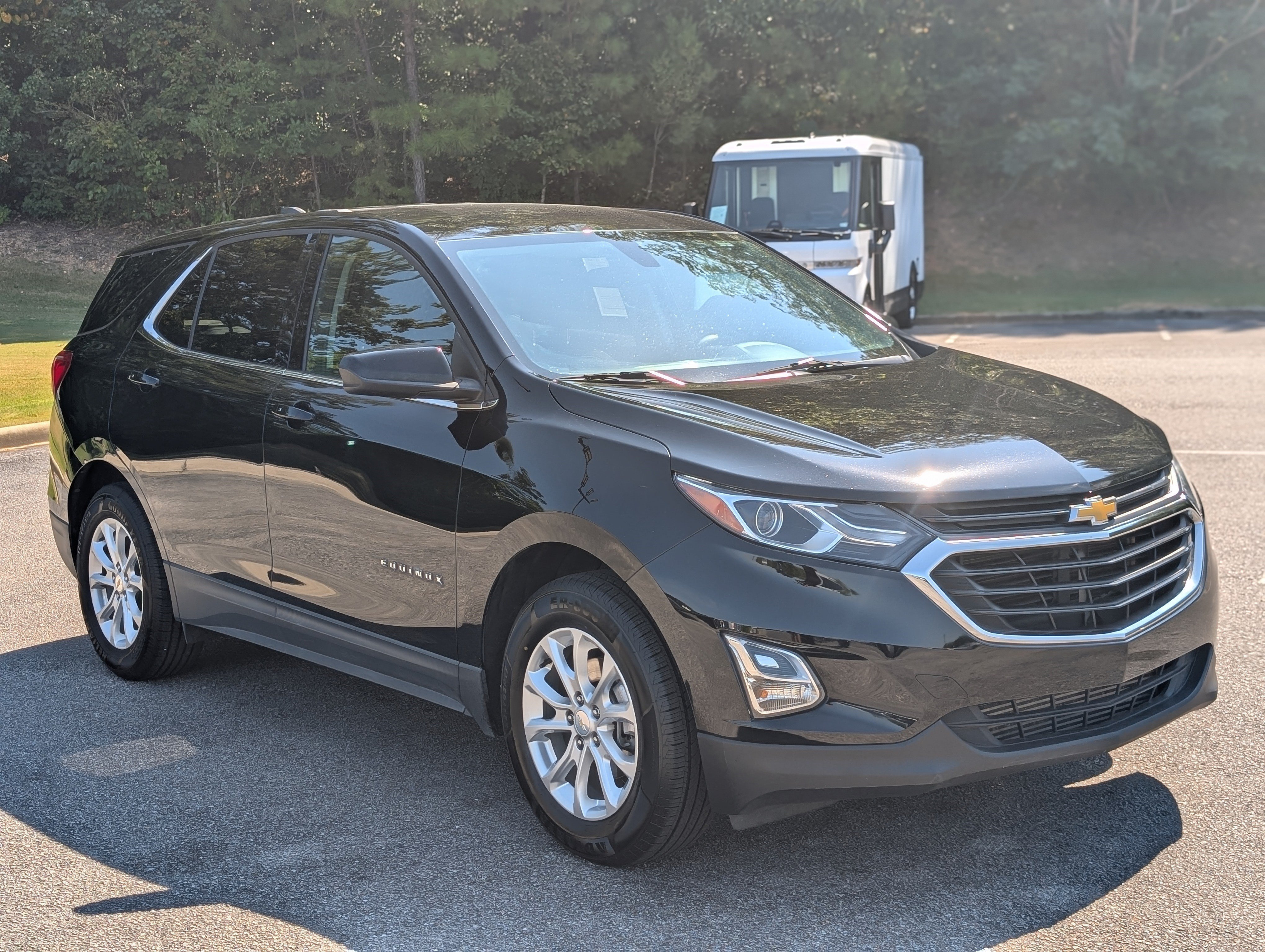 Used 2018 Chevrolet Equinox LT FWD image 11