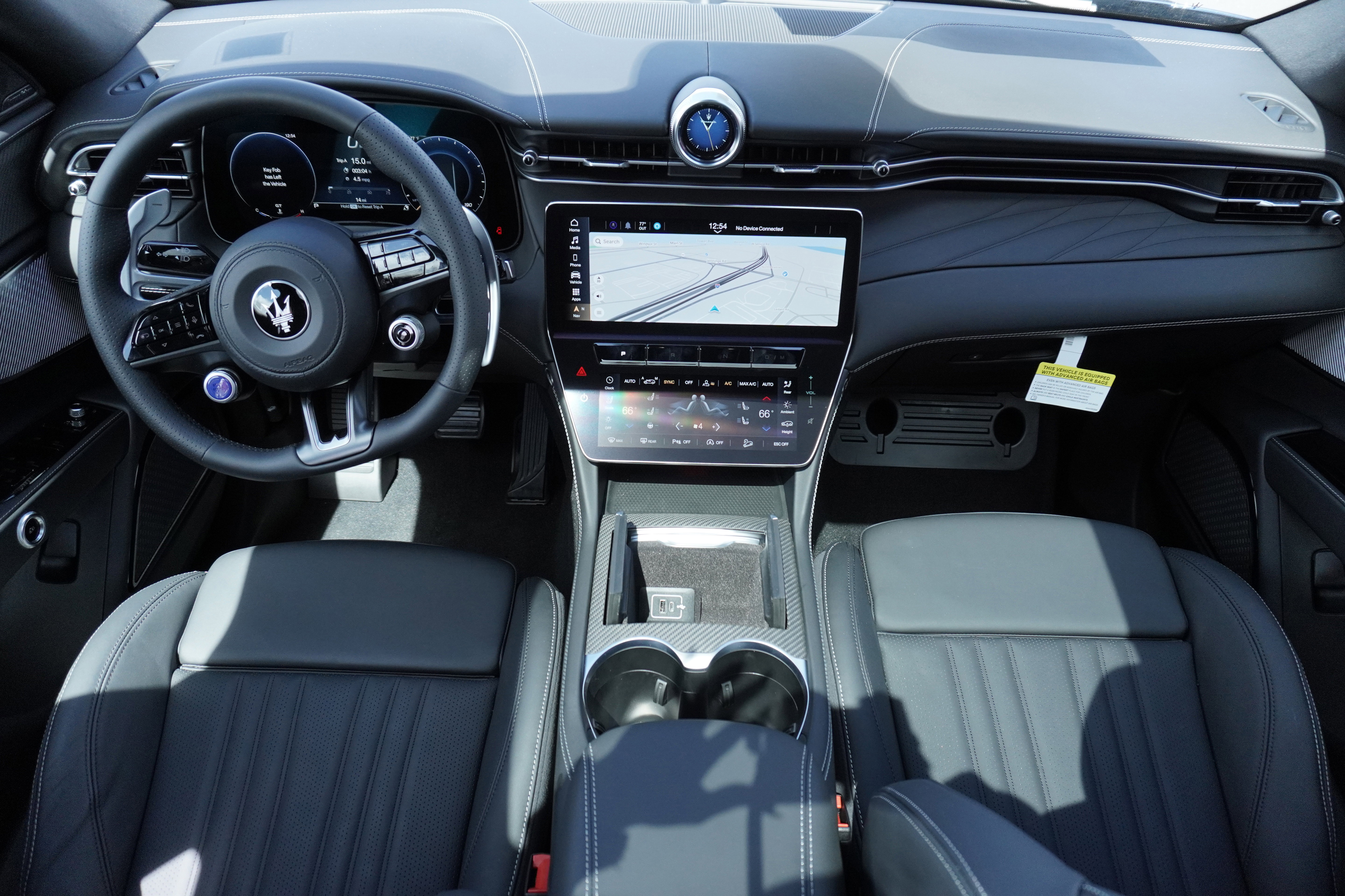 New 2025 Maserati Grecale Trofeo image 2