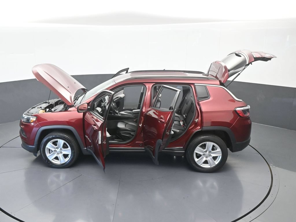 Used 2022 Jeep Compass Latitude AWD/4WD image 59