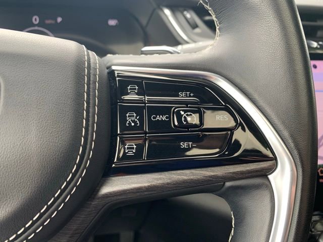 Used 2021 Jeep Grand Cherokee L Overland w/ Luxury Tech Group IV image 28