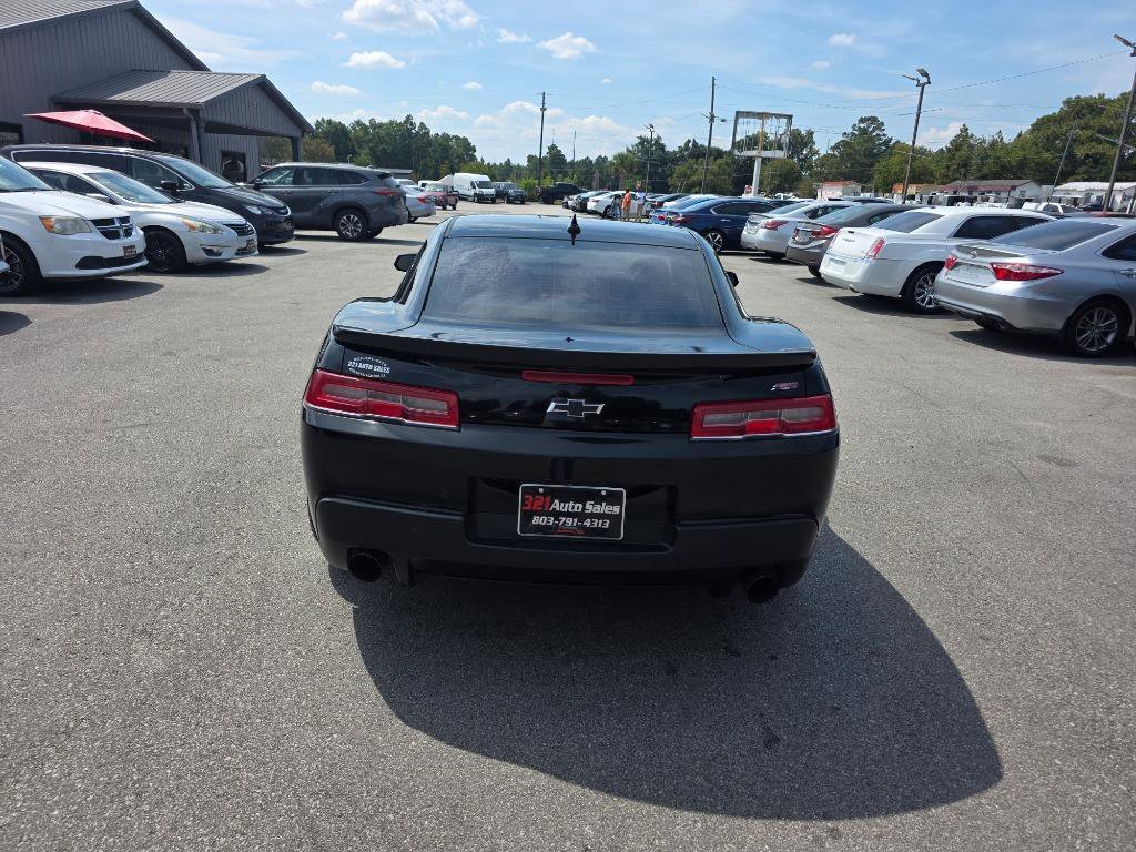 Used 2015 Chevrolet Camaro SS w/ Commemorative Special Edition RWD image 3
