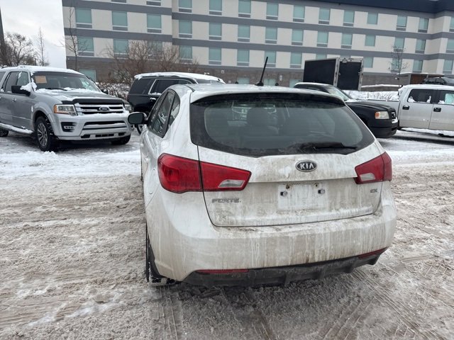 Used 2012 Kia Forte EX image 19