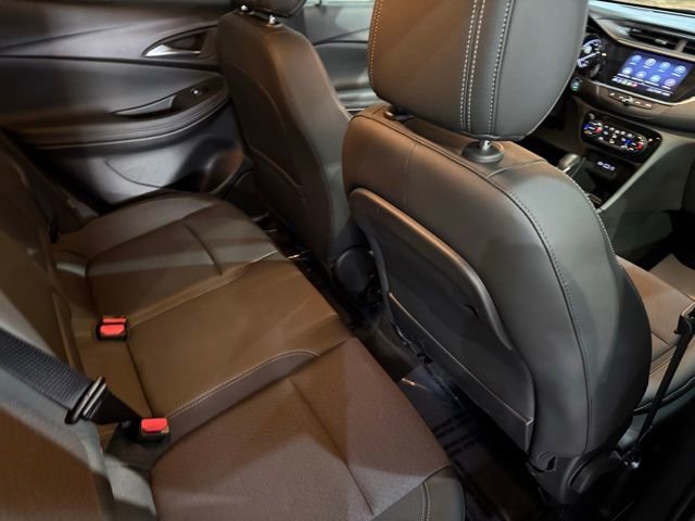 Used 2023 Buick Encore GX Select w/ Sport Touring Package image 31