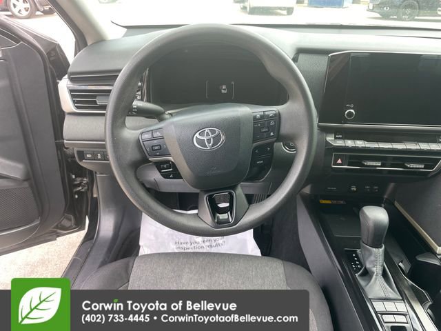 Used 2025 Toyota Camry LE image 13